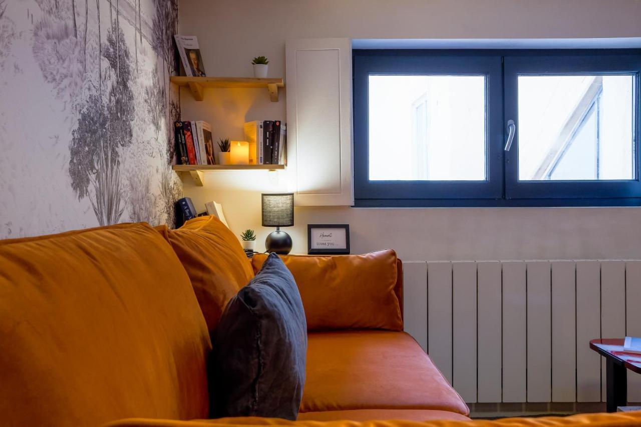 Honore - Terracotta Apartment