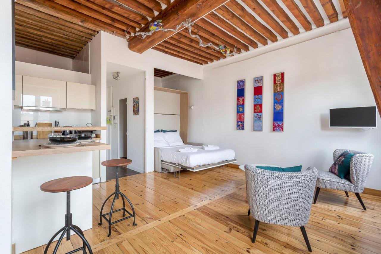 Janis - Studio Vue Sur Les Toits De - 2beapart Appartement