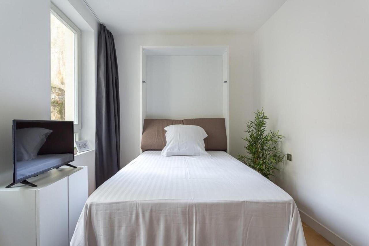 Studio Henri Germain Equipe - Coeur 2eme * Lyon