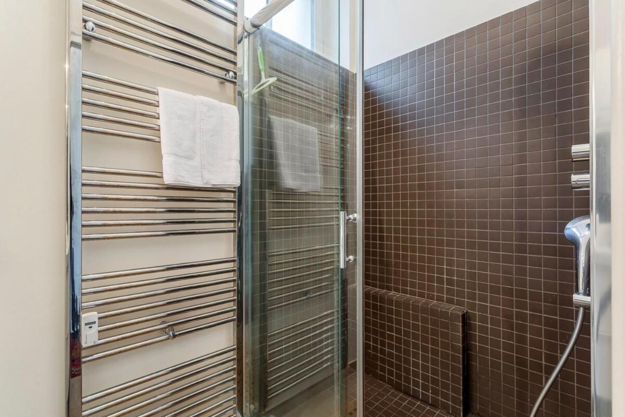 Des Belges Parc Tete D'or - 4 A 6 Voyageurs Apartment Lyon