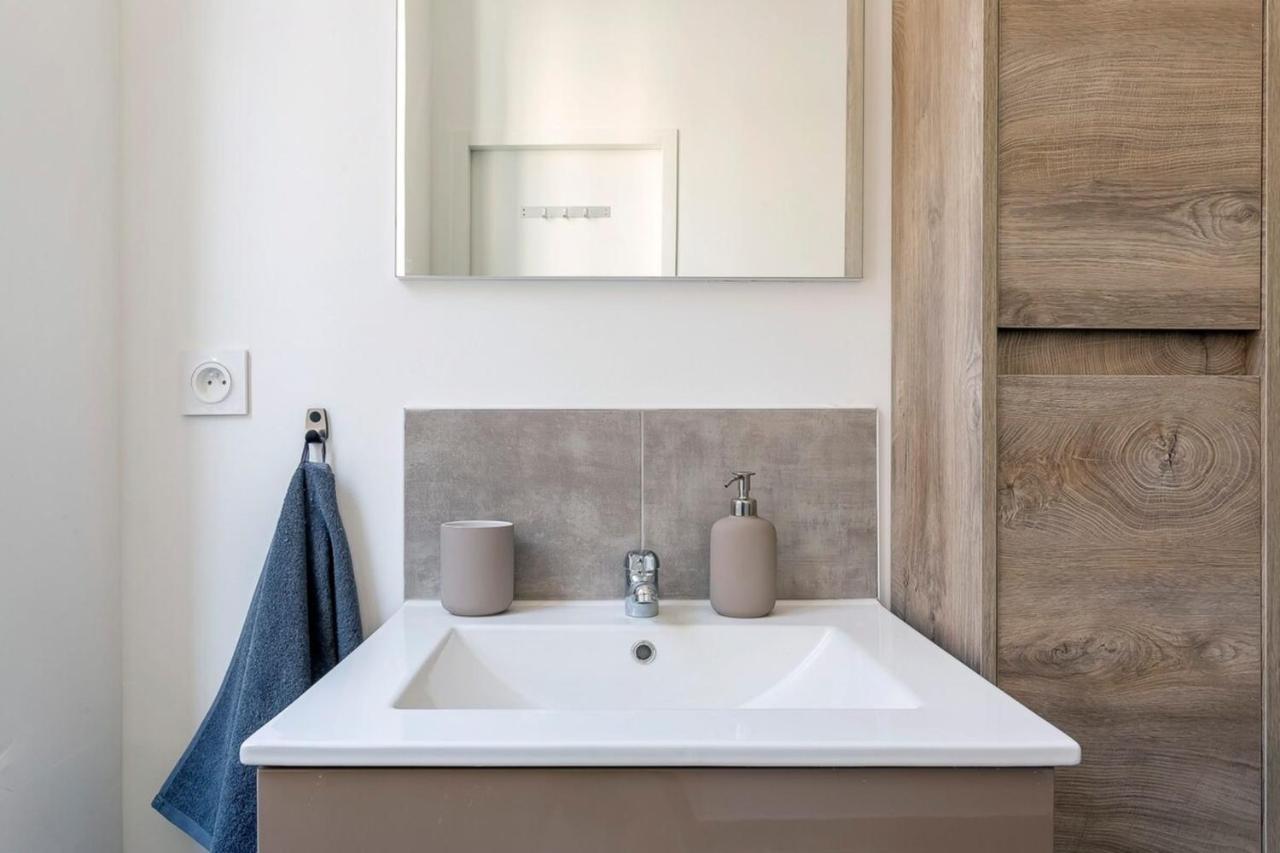 Apartment Studio Equipe Boulevard Stalingrad -2 Personnes