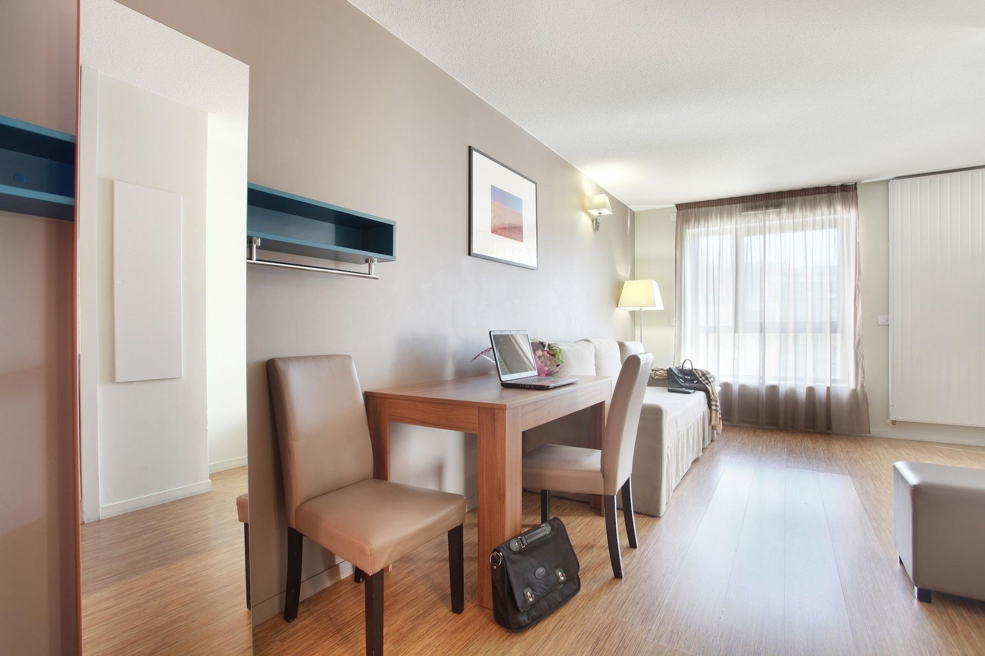 Appart Hotel Odalys City Lyon Confluence 3* Lyon