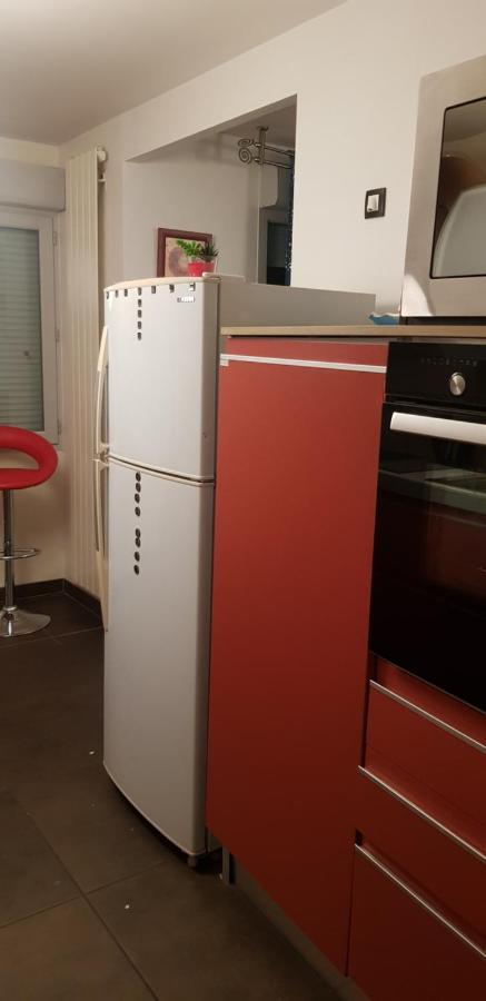 Privee 3 Apartment