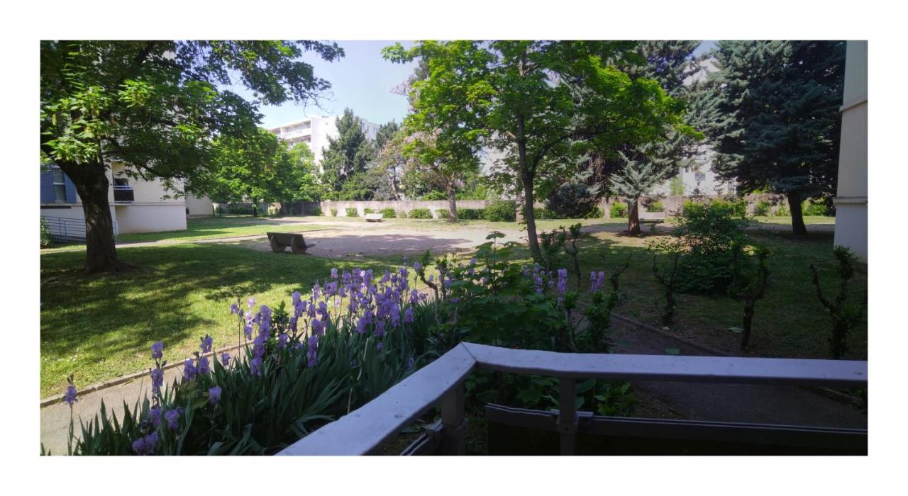 Du Parc Des Tilleuls De 82 M2 Pkg Free * Lyon