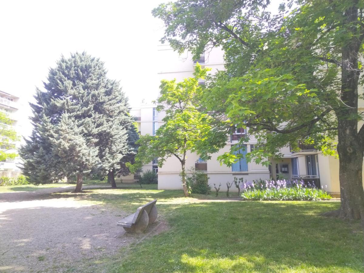 Apartment Du Parc Des Tilleuls De 82 M2 Pkg Free *