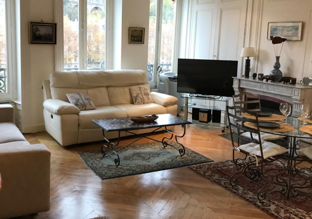 Vue Sur L'eau Apartment *