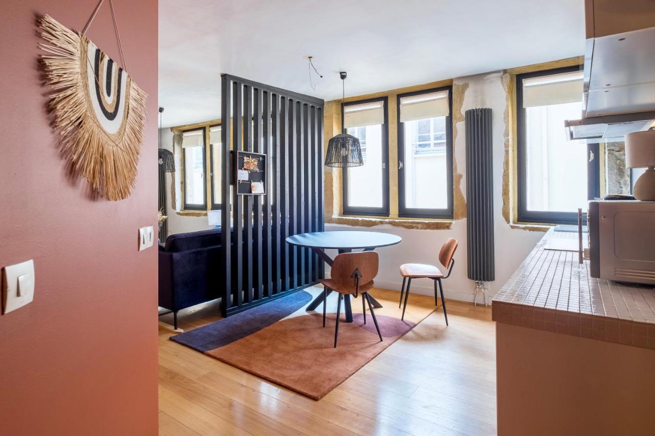 Honore Du Temple Apartment *