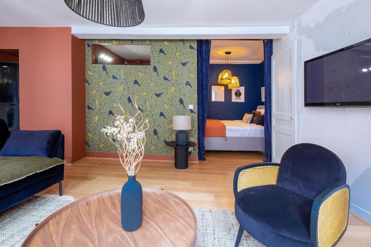 Honore Du Temple Apartment