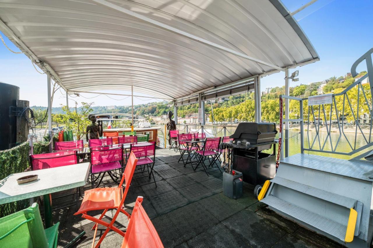 Studio Peniche Au Coeur De Pour 2 Personnes, Insolite Et Calme Lyon