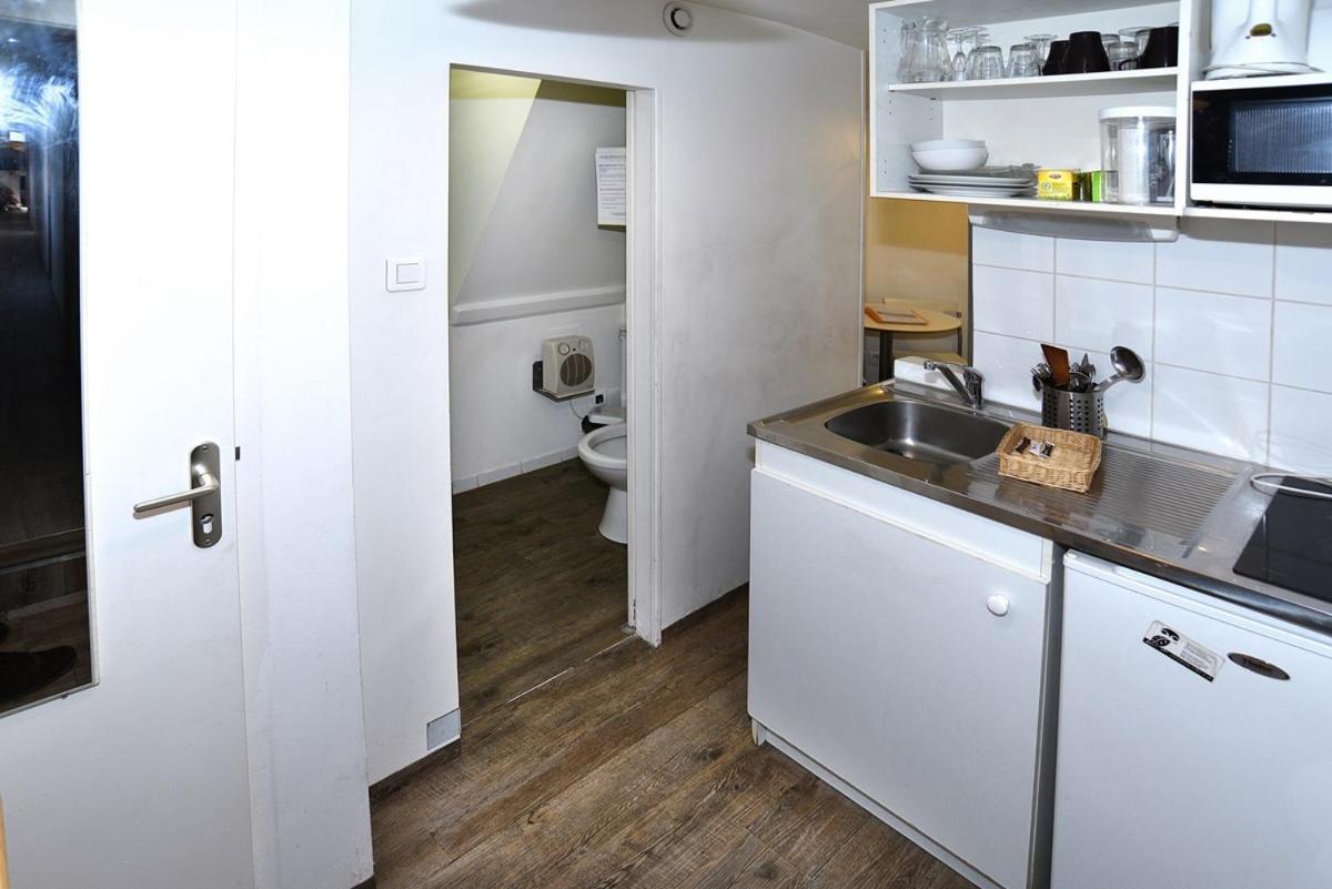 Maison d'hôtes In Studio - Mini Studio Peniche Au Coeur De Lyon, Insolite Et Calme *