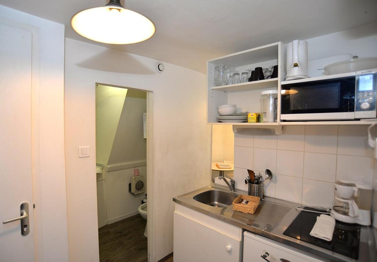 Maison d'hôtes In Studio - Mini Studio Peniche Au Coeur De Lyon, Insolite Et Calme *