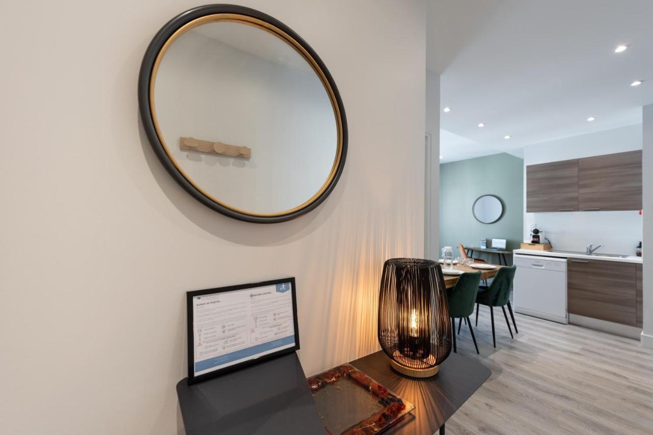 Appartement Le Pompadour - Magnifique T2 Place Bellecour 4eme Etage Sans Ascenseur - 4th Floor No Elevator Lyon