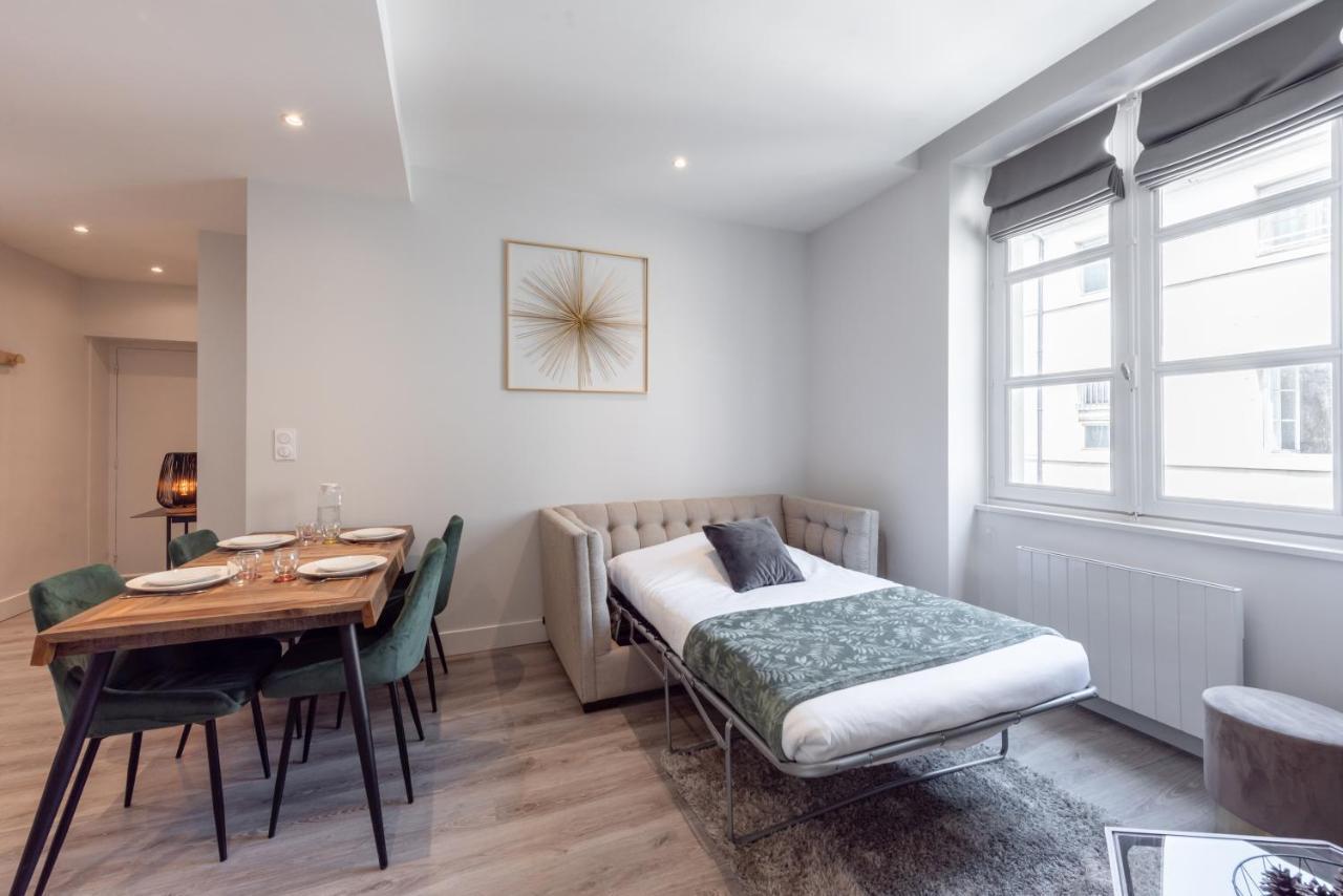 Appartement Le Pompadour - Magnifique T2 Place Bellecour 4eme Etage Sans Ascenseur - 4th Floor No Elevator