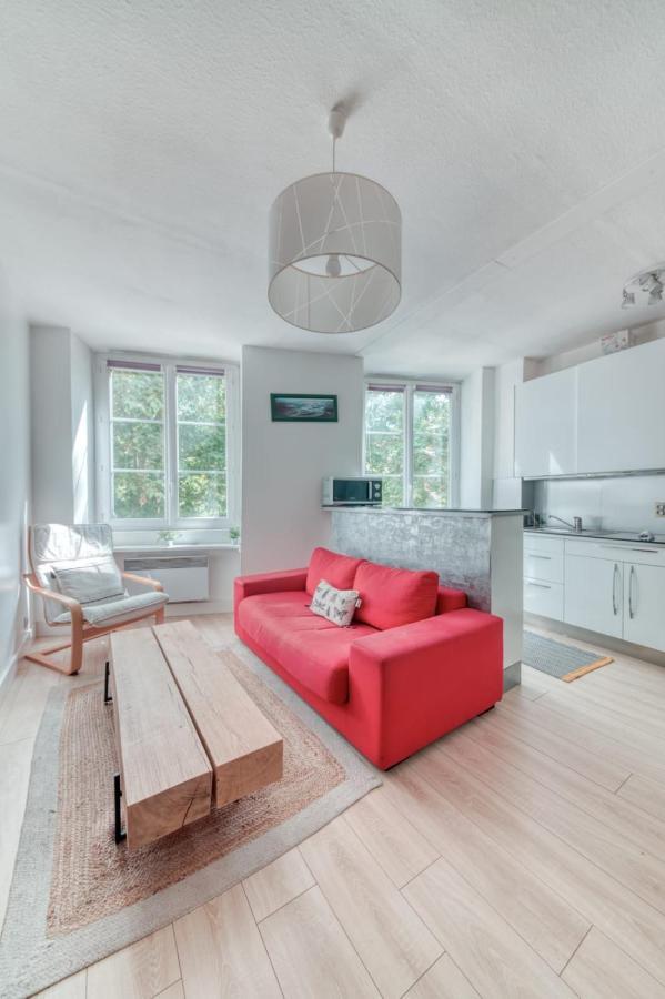 Apt In - Close Center And Transports Apartment *
