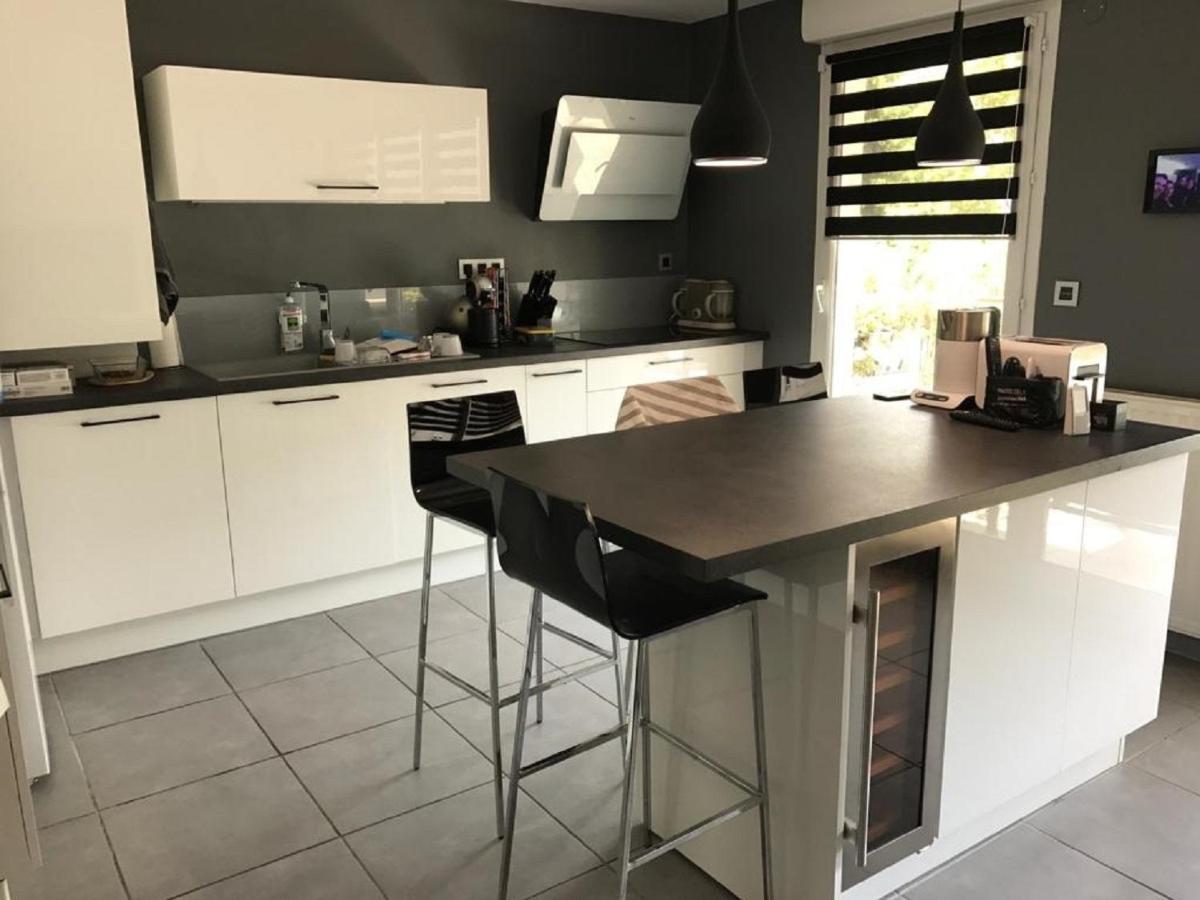 Apartment Chambre Meublée: Location Courte Durée Près De La Clinique De La Sauvegarde *