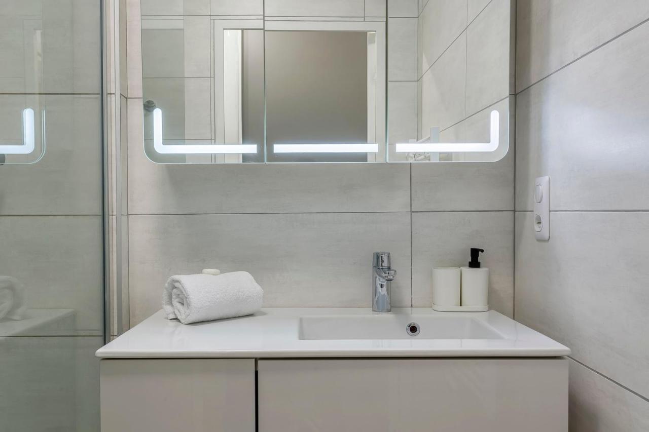 Granges En Rez-de-jardin Pour 4 Voyageurs Appartement *