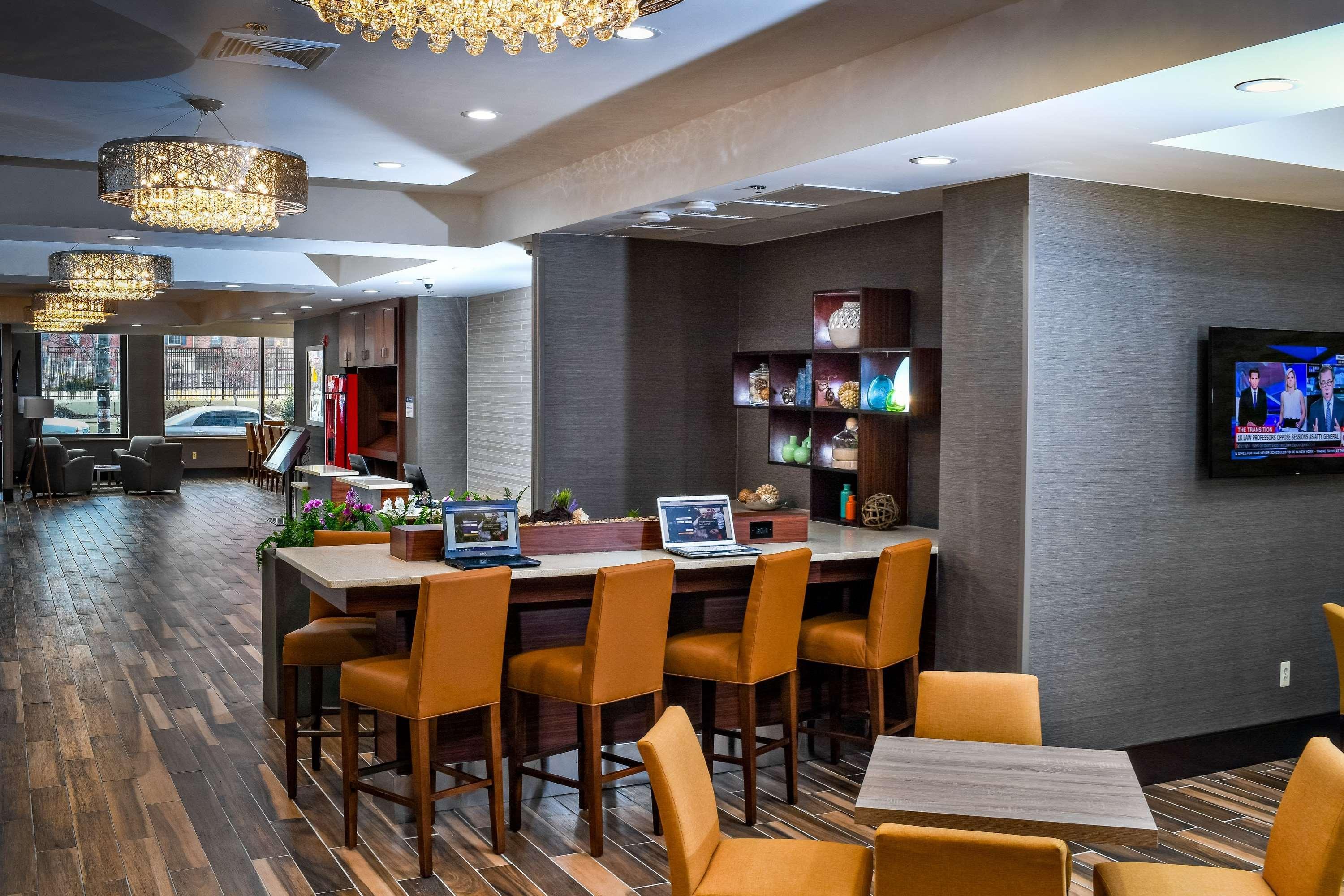 Boutique Richelieu, Gare Part-dieu 3*