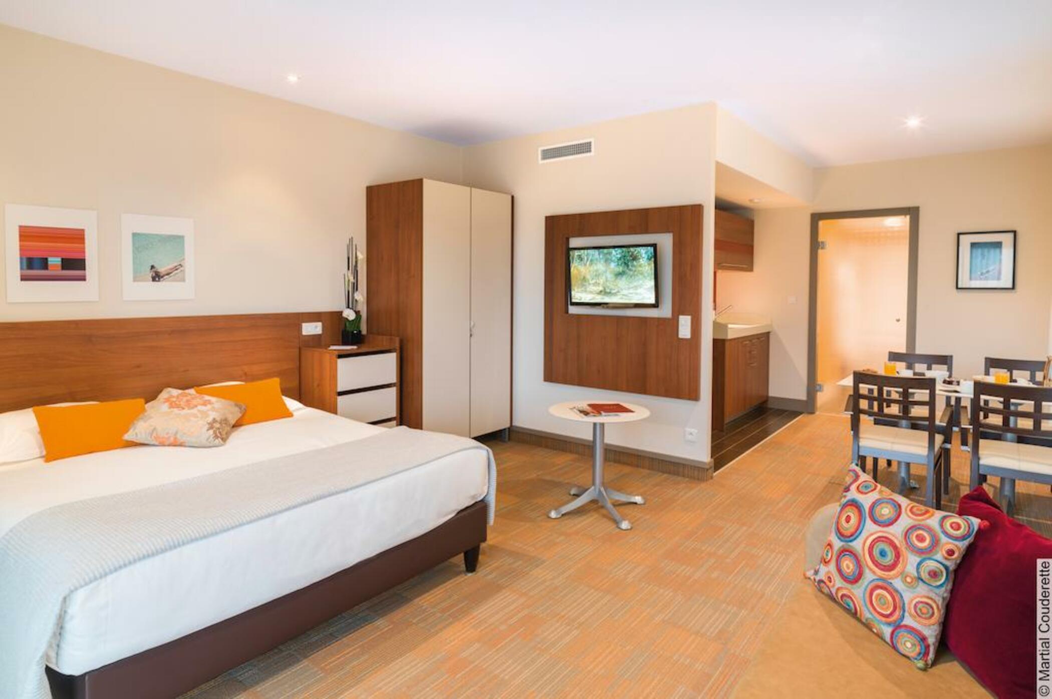 Metropole Hotel