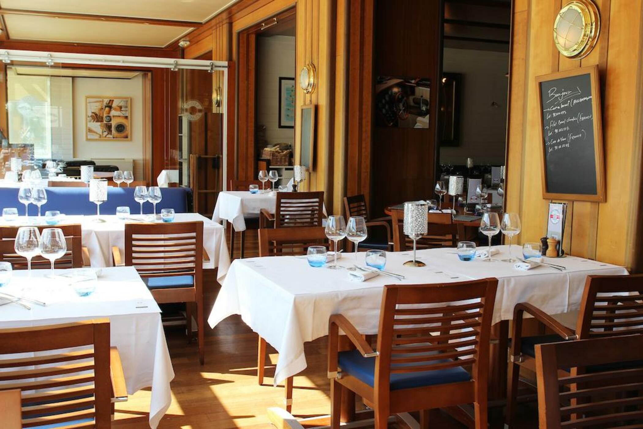 Metropole Hotel