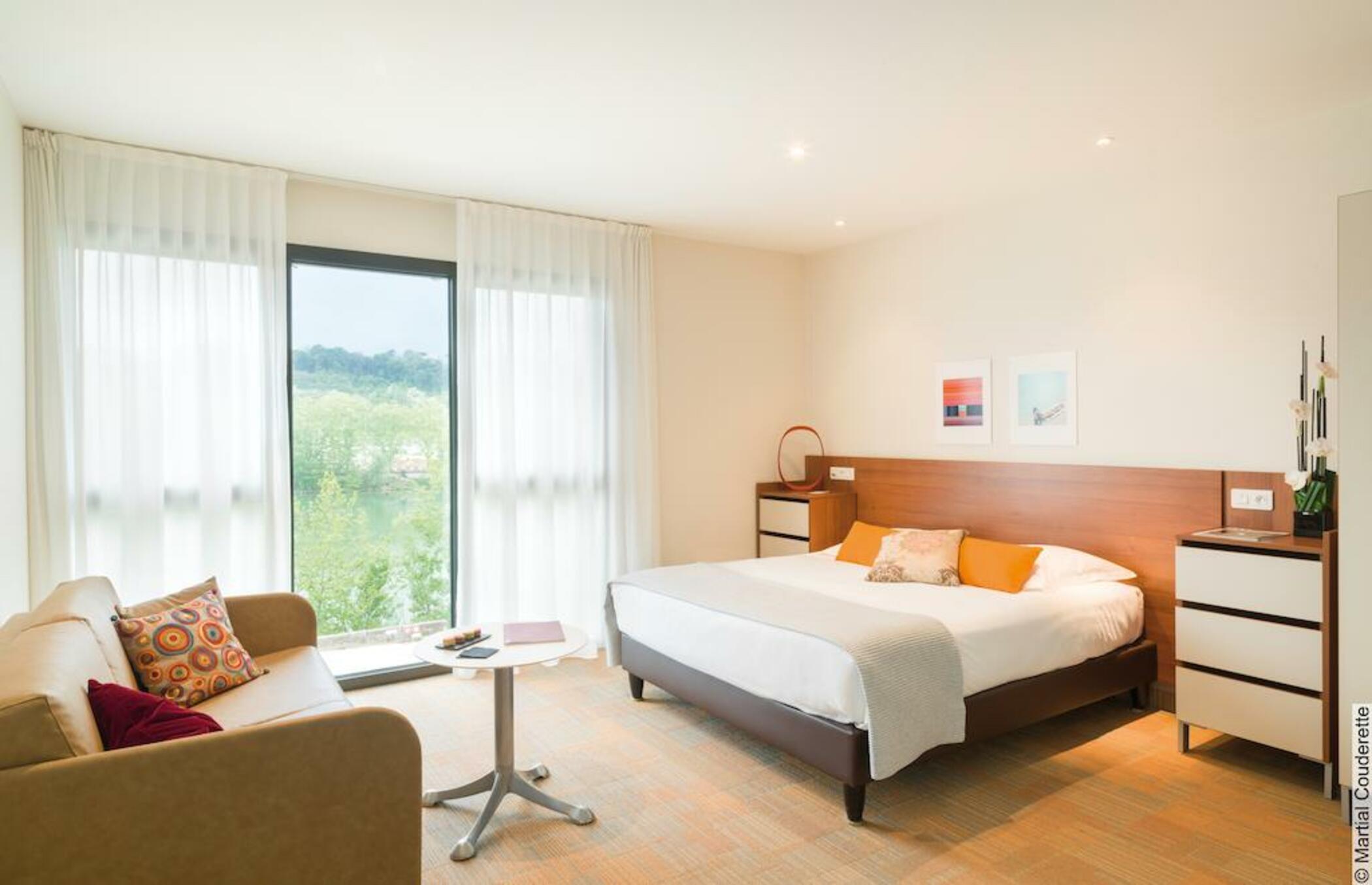 Metropole Hotel