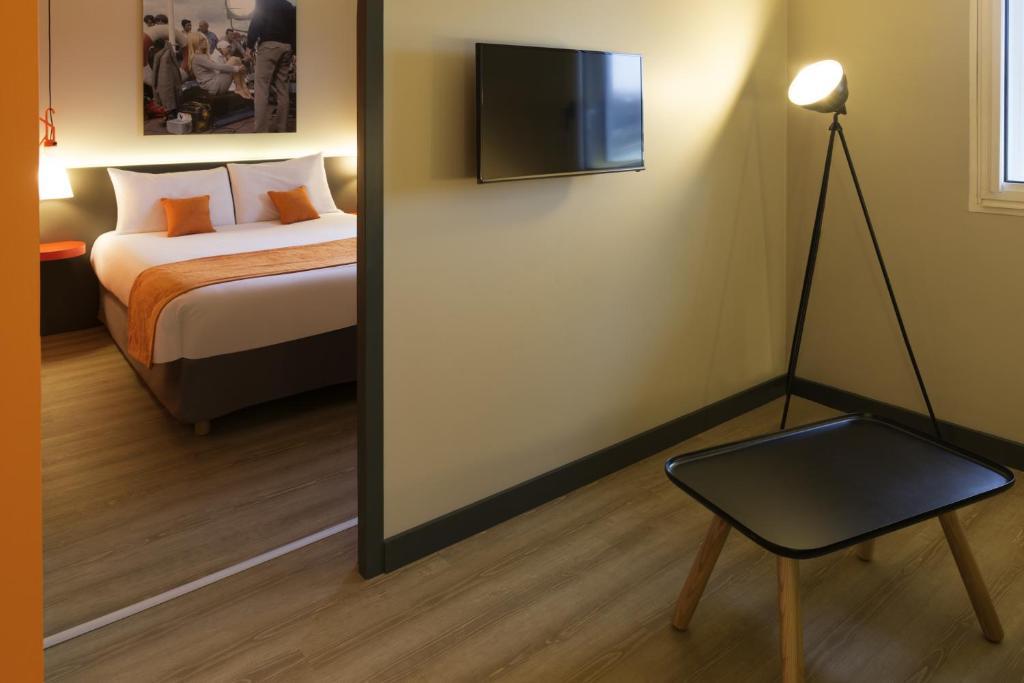Hotel Ibis Styles Centre Confluence 3*
