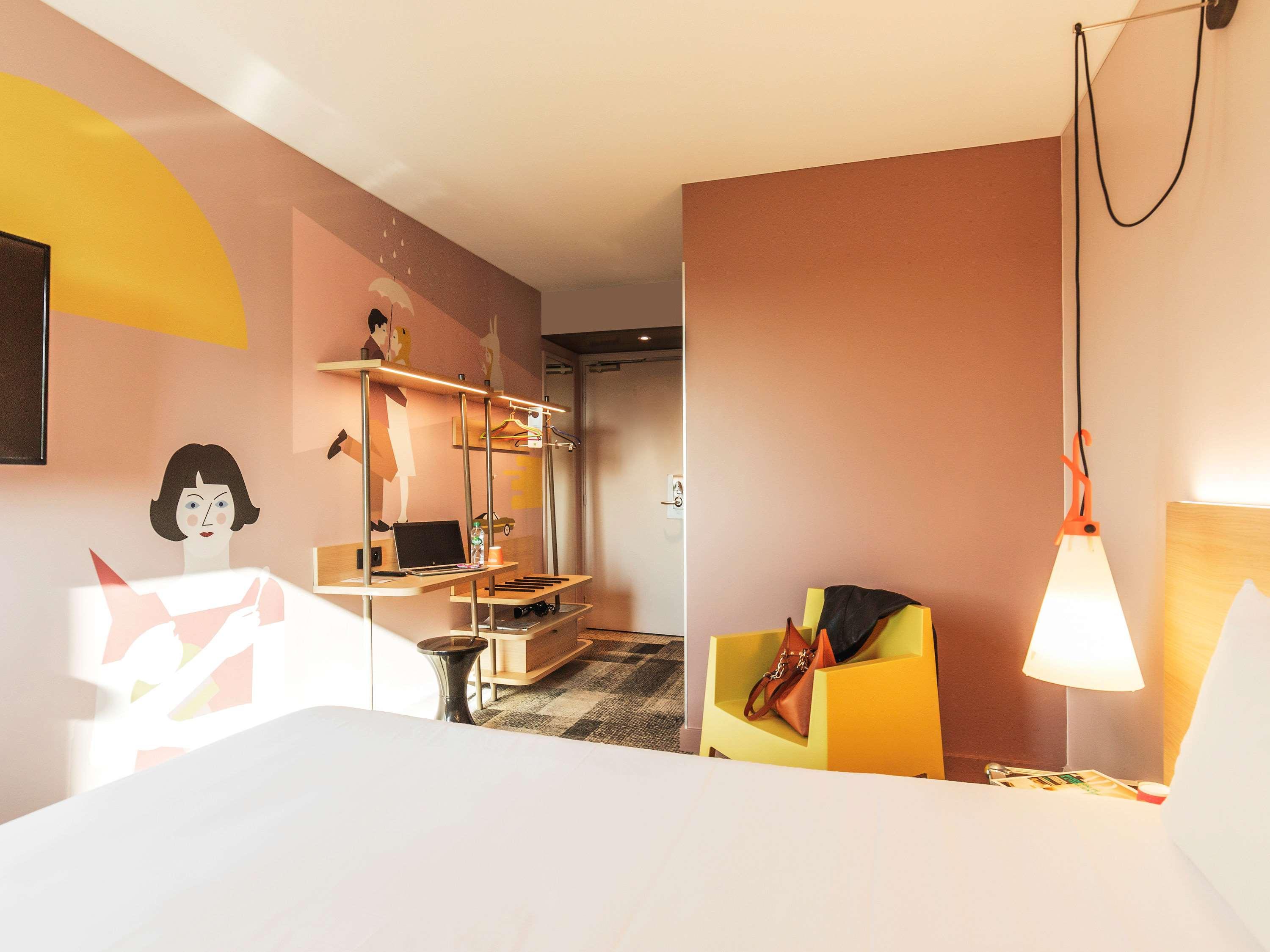 Hotel Ibis Styles Centre Confluence 3*