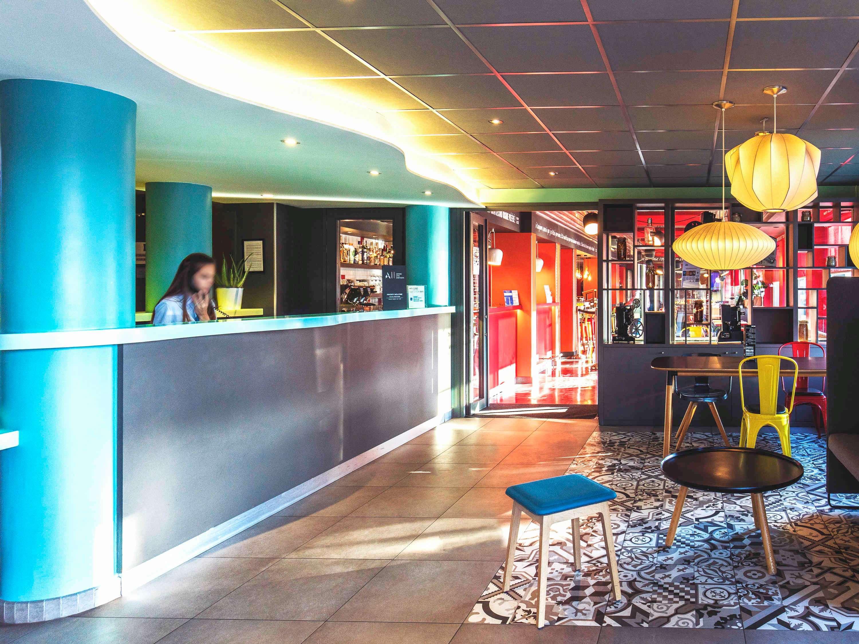 Ibis Styles Centre Confluence Hotel 3*