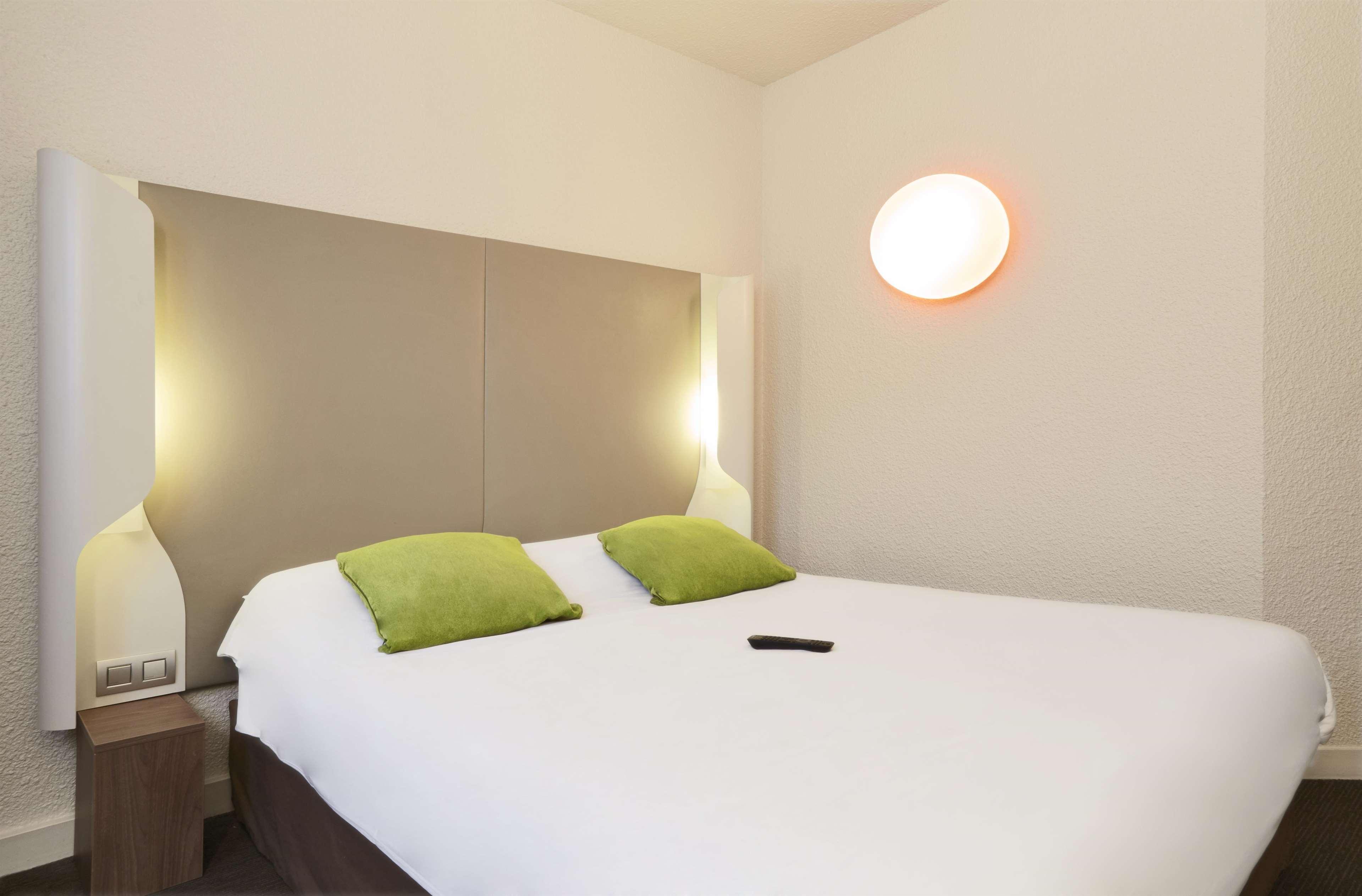Hotel Campanile Centre - Berges Du Rhone
