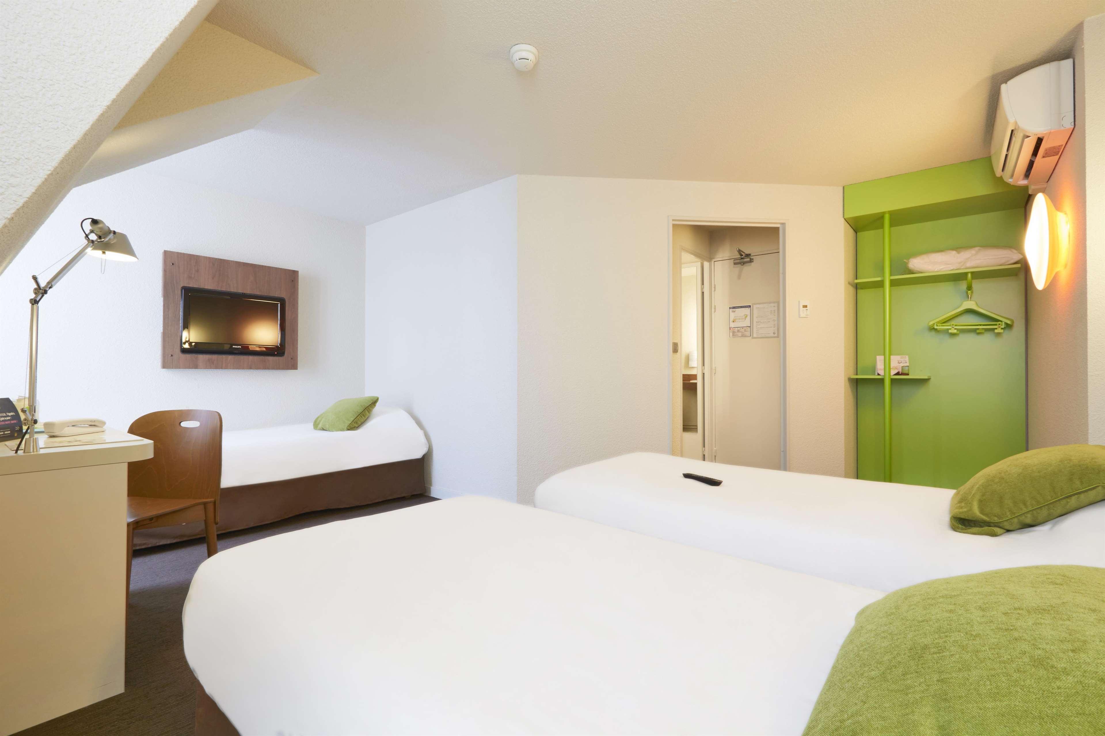 Campanile Centre - Berges Du Rhone Hotel 3*