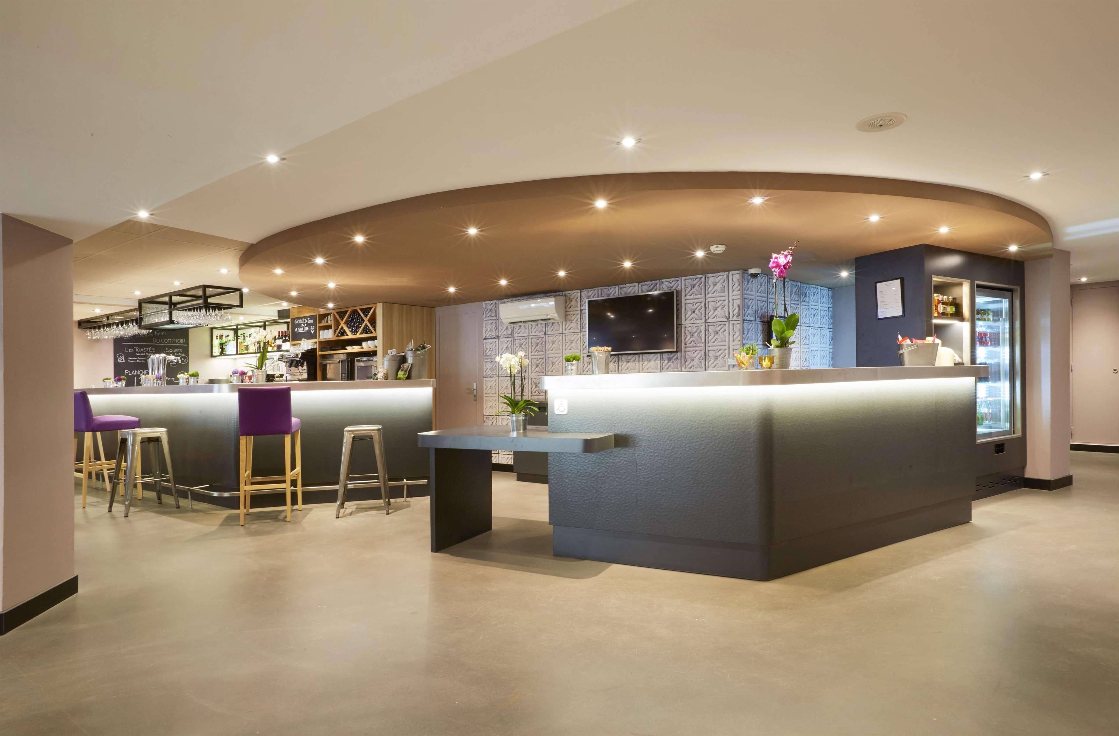 Hotel Campanile Centre - Berges Du Rhone