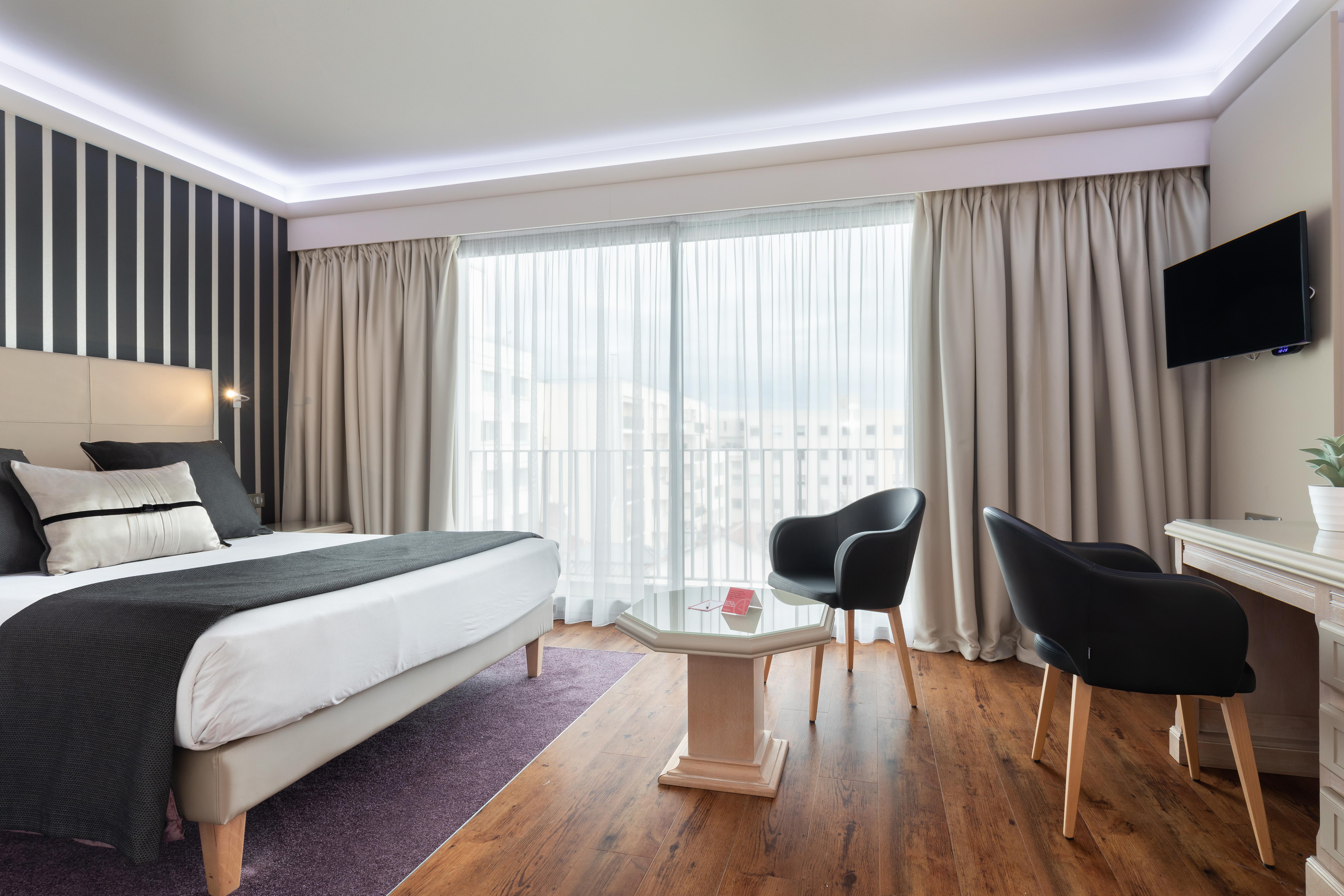 Charlemagne Hotel