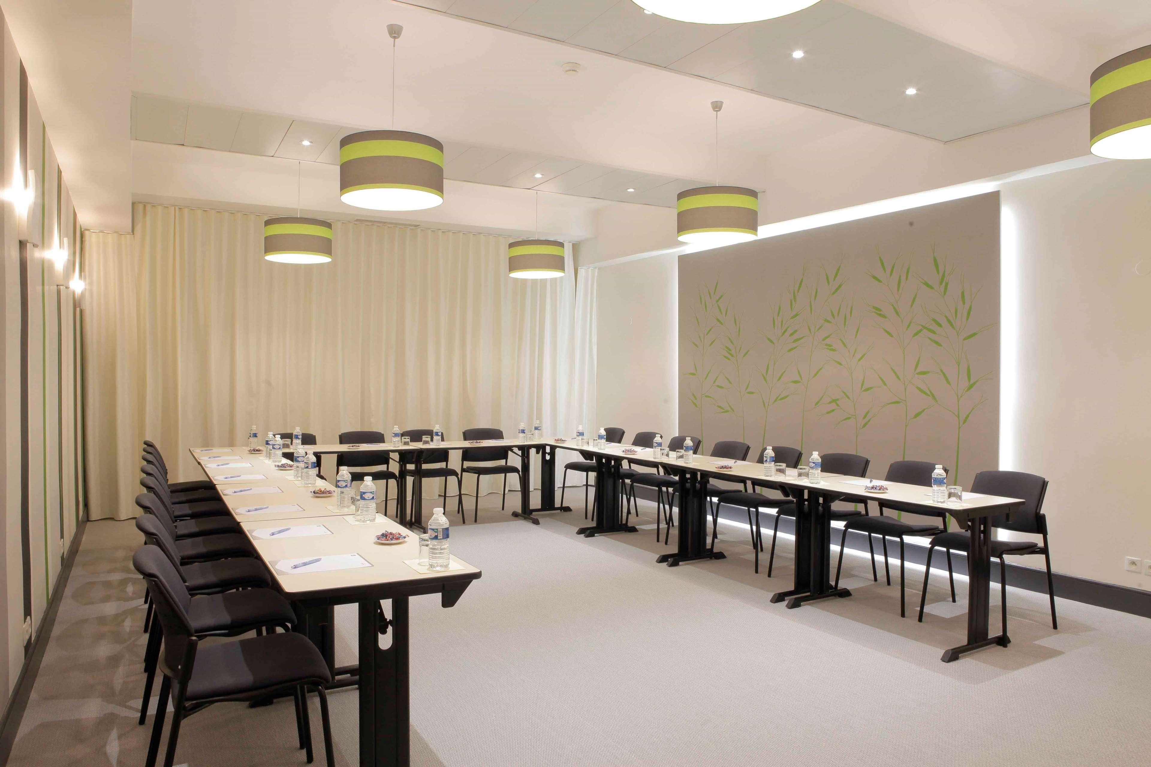 Western Crequi Part Dieu Hotel 4*