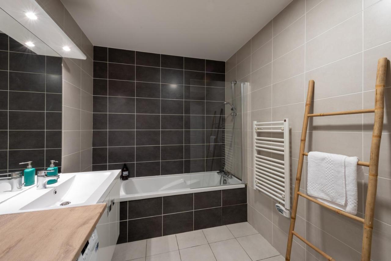 Bluemary - Spacieux T3 Garage Balcon Apartment Lyon