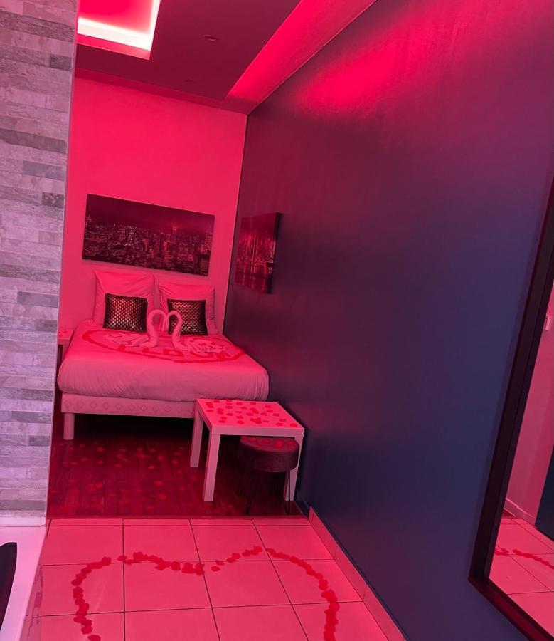 Enzo Avec Jacuzzi Privatif * Lyon