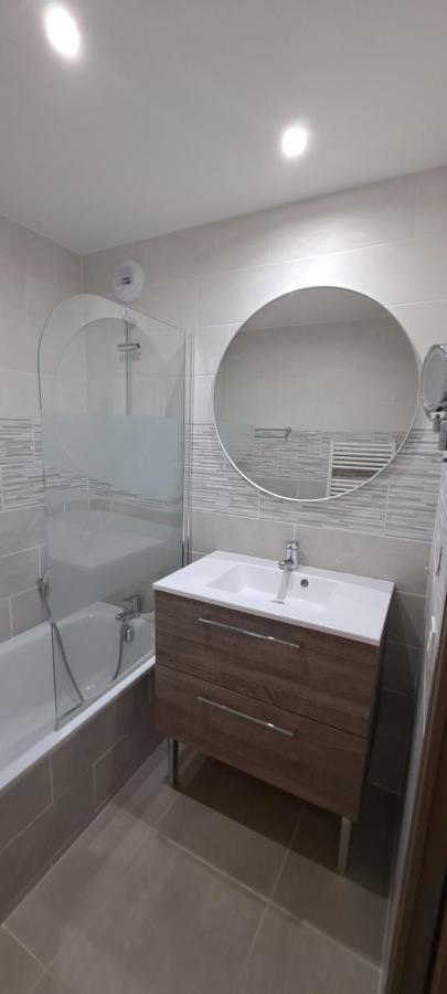 Apartment T2 Standing Confort Avec Balcon - Parking En Option Lyon