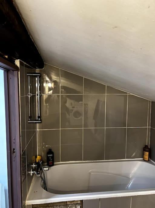 Appartement Pepite Rare 8 Personnes Au Coeur Battant Du Vieux Lyon