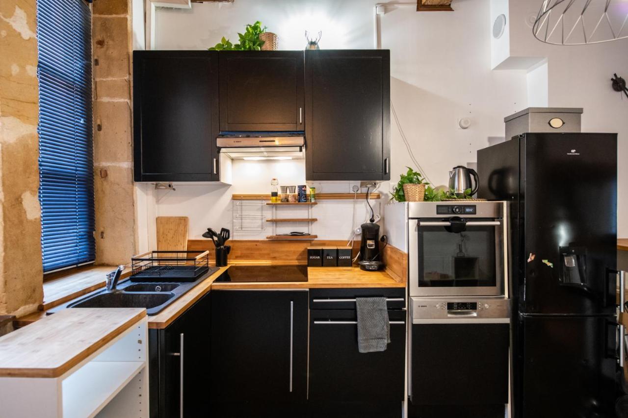Soyeux - Superbe Canut Quai De Saone Appartement