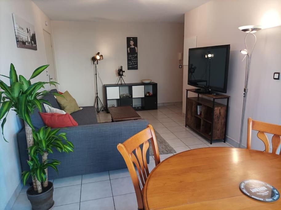 8 Grange Blanche Calme De 50 M²