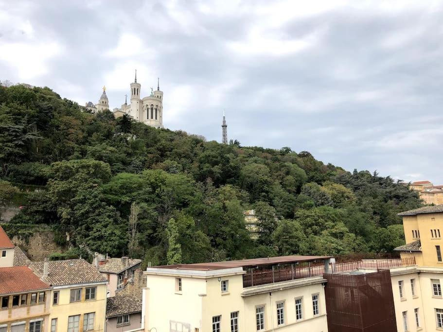 Appartement Pepite Rare 8 Personnes Au Coeur Battant Du Vieux Lyon