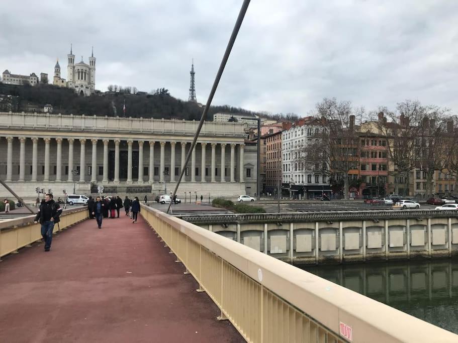 Appartement Chaleureux Coeur St Jean Bellecour *