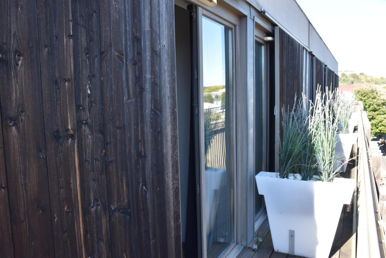Adonis Dock Ouest Aparthotel 3*