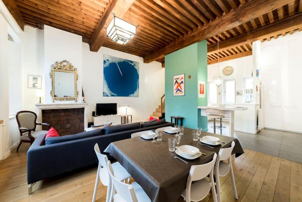 Apartment Grand Duplex Au Coeur Du Vieux Lyon