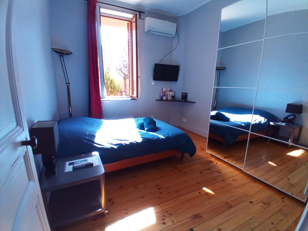 Studio Calme Avec Jardin, Tram T6 Et Metro D, Lyon 8 *