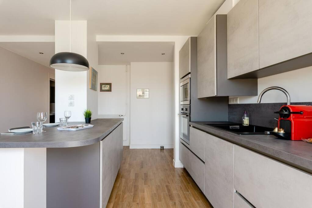 Apartment Let's - 50 M² - T2 Part Dieu / Centre - Wifi Lyon