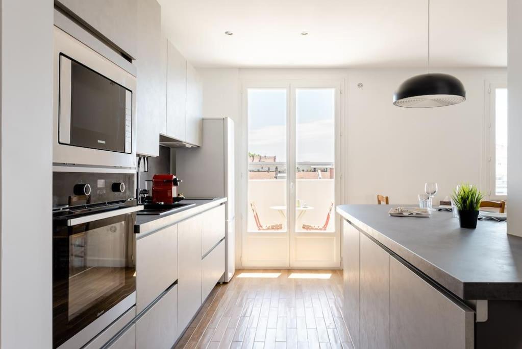 Apartment Let's - 50 M² - T2 Part Dieu / Centre - Wifi Lyon