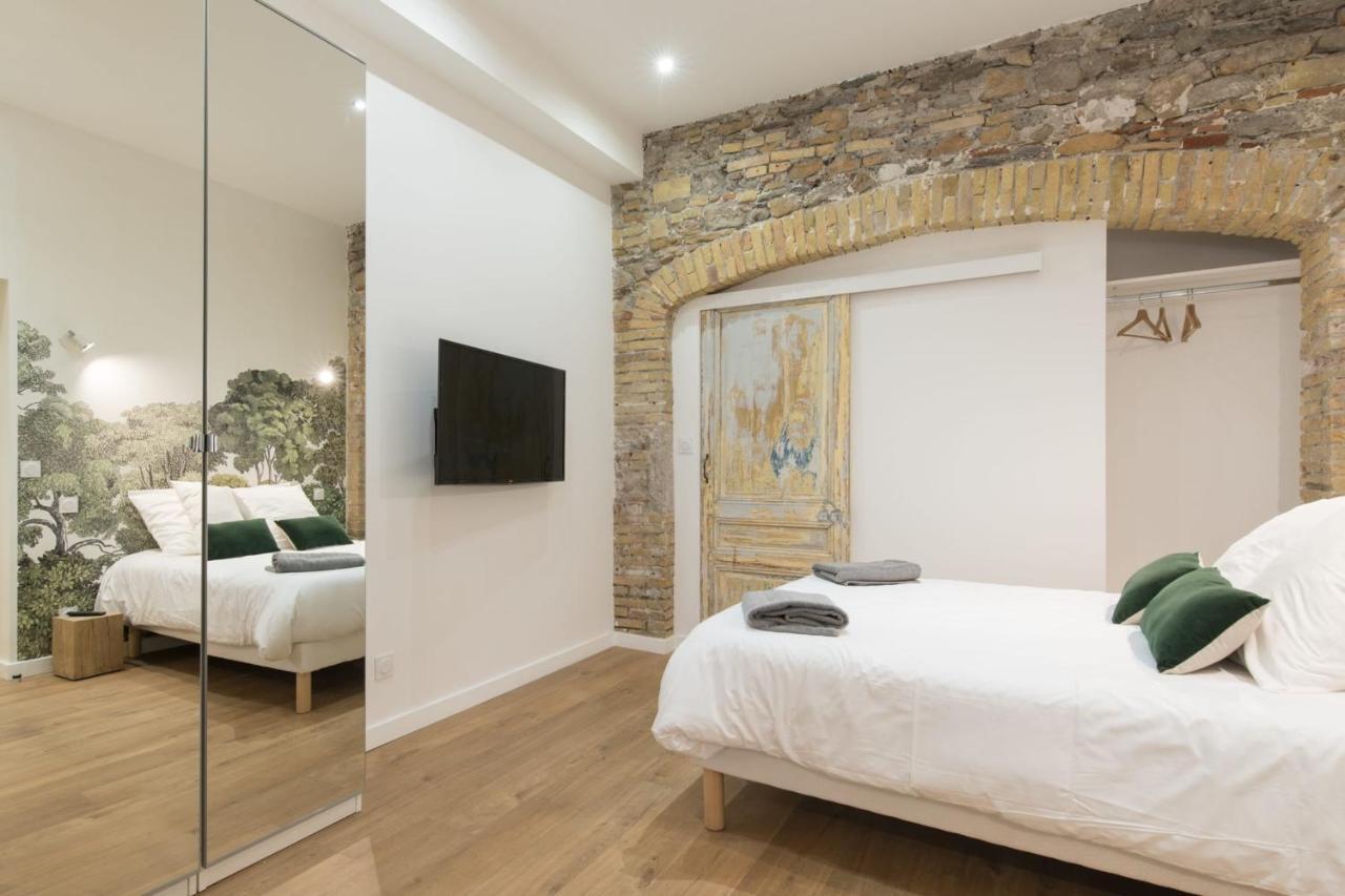 Guestready - Charming Studio In Old Appartement *