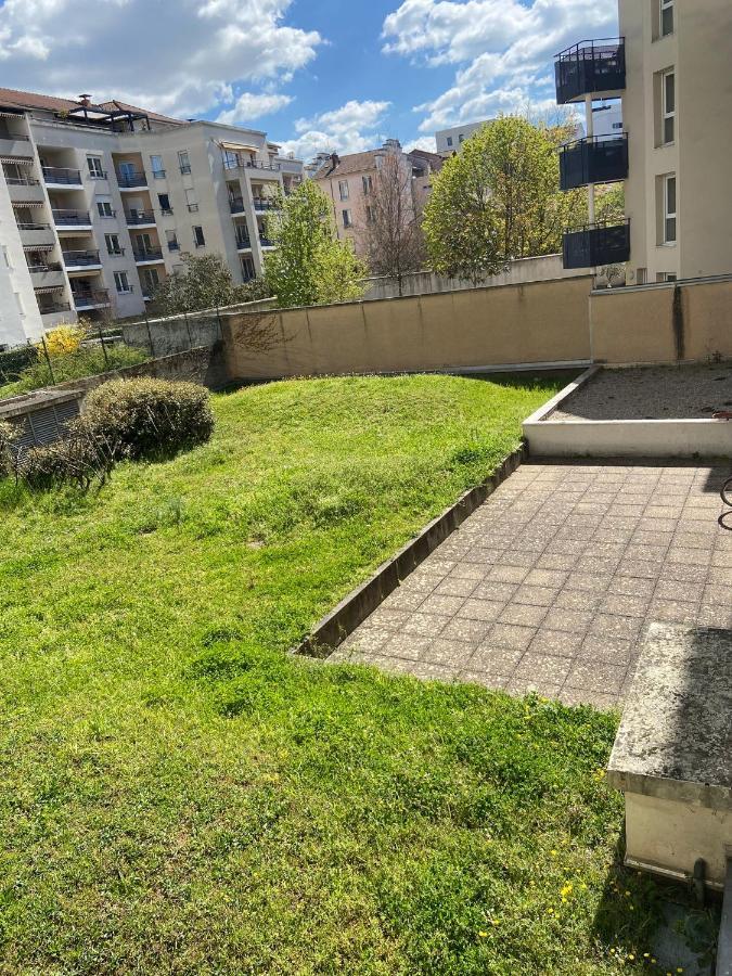 Apartment Meuble A Centre Lyon