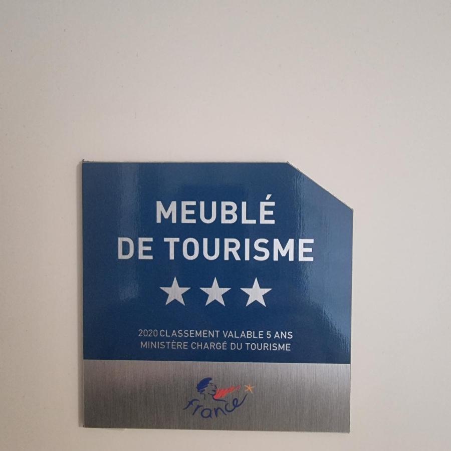 Apartment Lyon Confluence - Duplex Au Calme Avec Parking Prive En Option