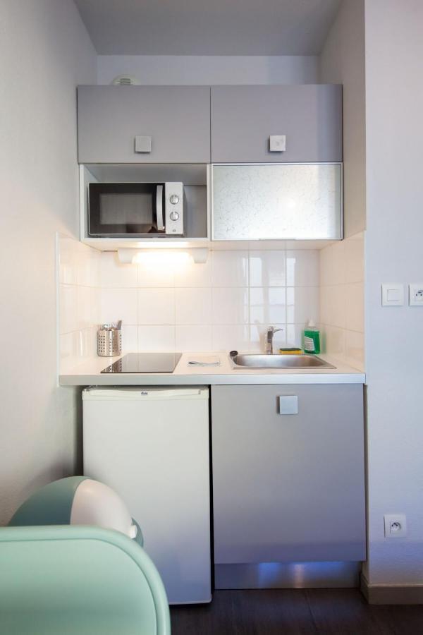 Le Petit Hector -studio Cosy Avec Parking -debourg * Lyon