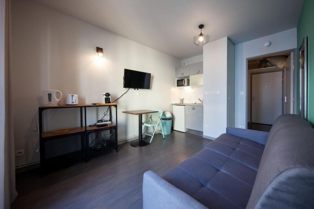Le Petit Hector -studio Cosy Avec Parking -debourg Apartment *